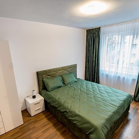 Apartament 3 Camere Royal Brassó Kültér fotó
