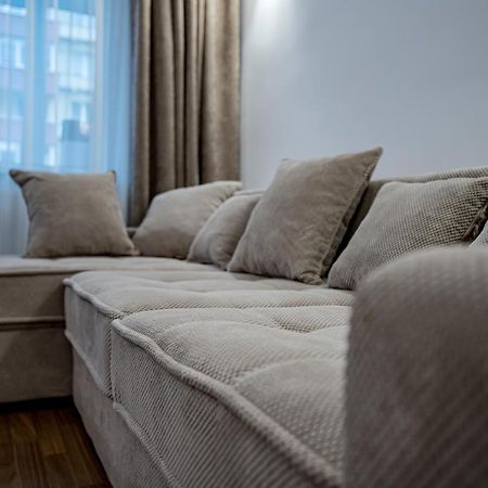 Apartament 3 Camere Royal Brassó Kültér fotó